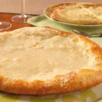 Ne pas confondre la galette Bressane à la galette de Pérouge !