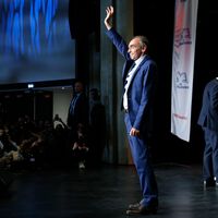 Eric Zemmour lors d'un débat avant le lancement de la promotion de son nouveau livre "La France n'a pas dit son dernier mot" (19.10.2021 à Versailles, France).