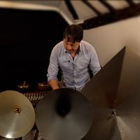 Le compositeur et joueur de cristal Baschet Marc Chouarain