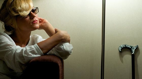 Suite à un grave accident, la chanteuse et compositrice Melody Gardot a réappris à parler en jouant de la guitare ©Getty - Jon Reid - The Sydney Morning Herald - Fairfax Media