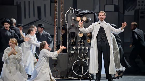 L'opéra Les Eclairs de Philippe Hersant, sur un livret de Jean Echenoz, donné pour la première fois en novembre 2021 à l'Opéra Comique - S. Brion