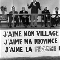 L'usage du terme "populisme" refait surface à partir des années 1980, notamment incarné par Pierre Poujade