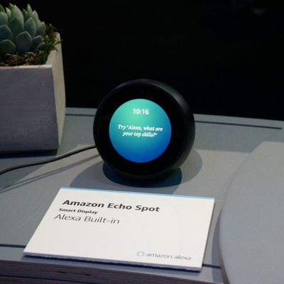 Echo Spot, l'un des appareils connectés d'Amazon