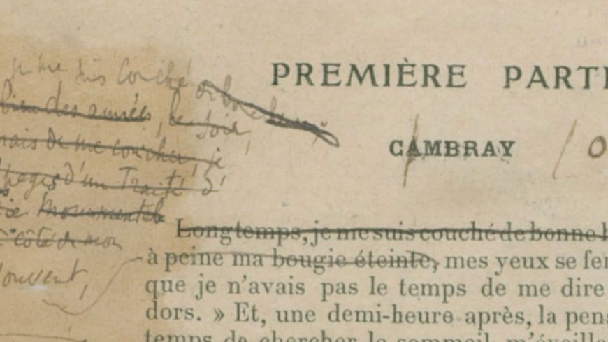 Incipit d'A la recherche du temps perdu (gros plan) avec les ratures et corrections de Marcel Proust (1913).