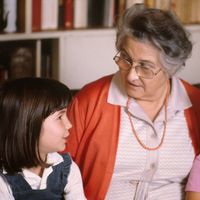 Françoise Dolto et deux enfants