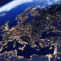 Les frontières de l'Union européenne sont floues et mouvantes, de même que celles qui entourent et construisent l'espace européen.