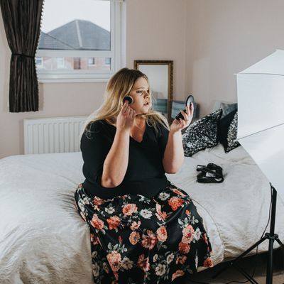 Selon une étude parue en 2021 sur le secteur : Trois influenceurs sur quatre sont des femmes.