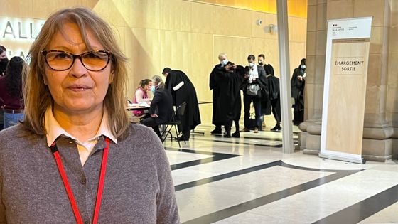 Nancy Valle a perdu son fils Luis Felipe Zschoche au Bataclan. Elle est venue du Chili pour assister au procès des attentats du 13 Novembre. ©Radio France - Sophie Parmentier