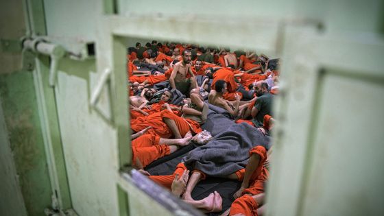 Cellule surpeuplée à la pour anciens combattants de Daech de Ghwayran, Syrie, le 26/10/2019 ©AFP - Fadel Senna