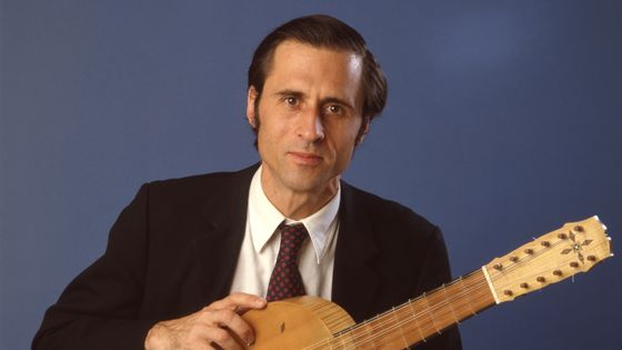 Portrait du luthiste américain Hopkinson Smith, circa 1990, France. ©Getty - Louis MONIER/Gamma-Rapho via Getty Images