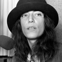 Patti Smith, poétesse, musicienne, chanteuse, écrivaine, photographe. Toujours radicale et libre.
