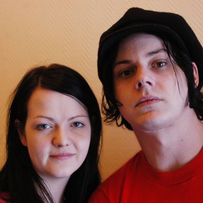 Portrait de Meg et Jack White du groupe The White Stripes