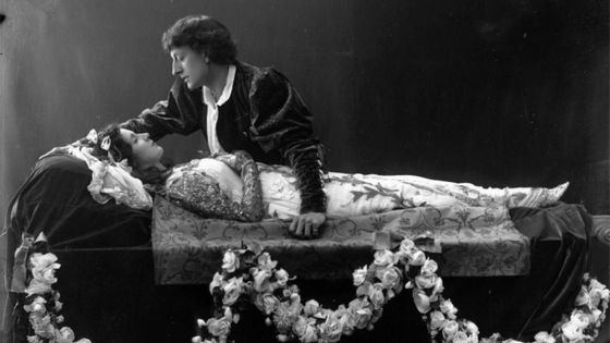 " Roméo et Juliette " de Shakespeare au Lyceum de Londres en 1895 ©Getty - W. and D. Downey