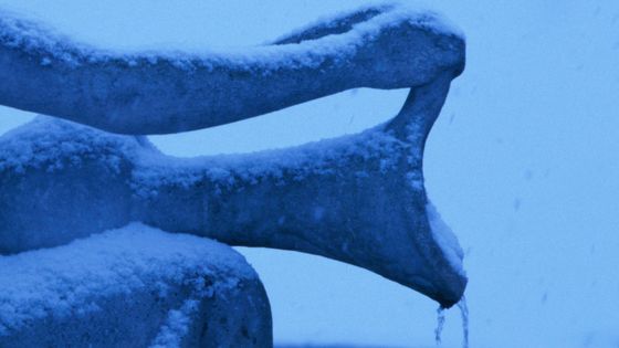 Statue sous la neige à Hyde Park ©Getty - Moritz Steiger