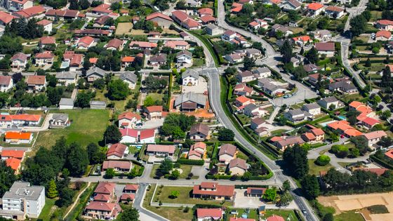 Vue aérienne d’Ambronay, dans l'Ain ©Getty - Gregory Dubus