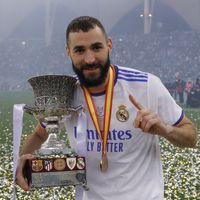 Avec 28 trophées à son actif, Karim Benzema devient le joueur français le plus titré de l'histoire.