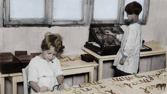 Apprendre à lire et écrire. École Montessori, Berlin, 1927 ©Getty - Horlemann / Illstein Bild Dtl.
