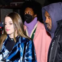 Julia Fox et Kanye West pendant leur date à Miami