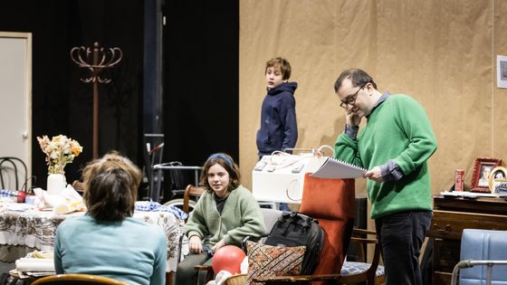 Une mort dans la famille, répétition, Alexander Zeldin - Simon Gosselin