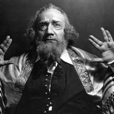 Enrico Caruso (1873-1921) en costume de scène