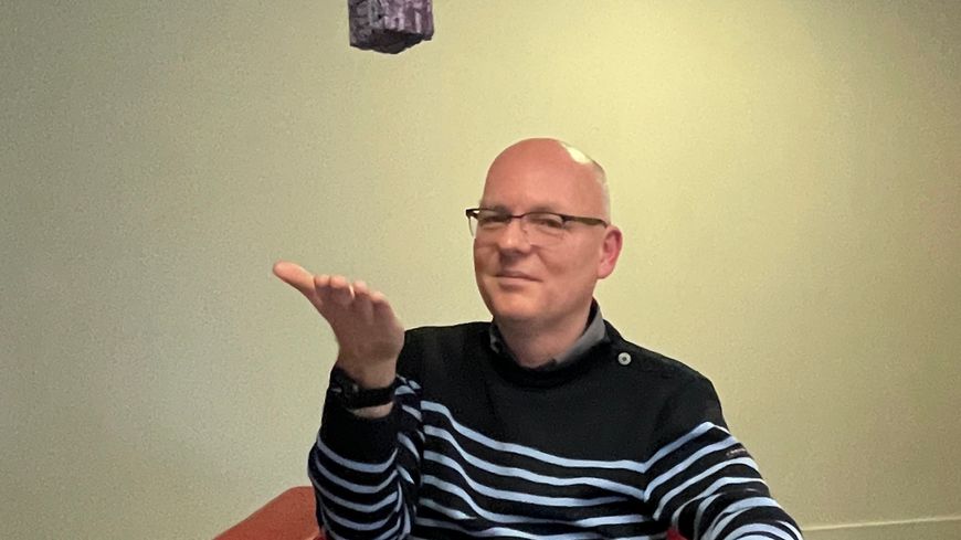 Laurent Genefort et un petit cube de cavorite...