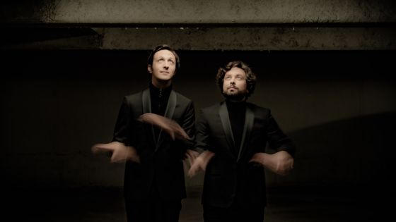 Le Geister duo, formé par les pianistes David Salmon et Manuel Vieillard - Geister Duo / Musicaglotz