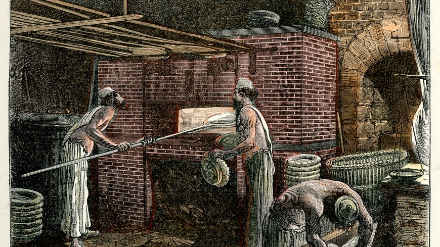Une gravure de boulangers en train de faire du pain, en 1875, en France.