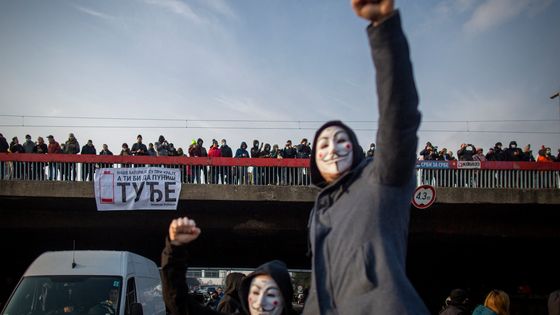 Le projet Jarad est devenu un des principaux sujets politiques dans le pays, où des milliers de personnes se sont jointes à des manifestations d'opposants ©AFP - OLIVER BUNIC