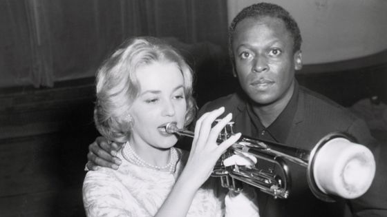Jeanne Moreau et Miles Davis en 1957 ©Getty - Getty