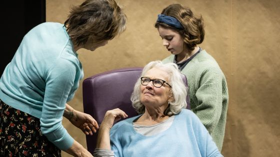 Une mort dans la famille au théâtre de l'Odéon - Simon Gosselin