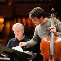 David Robertson (direction), Victor Julien-Laferrière (violoncelle)