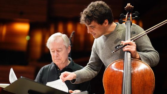 David Robertson (direction), Victor Julien-Laferrière (violoncelle) ©Radio France - Christophe Abramowitz