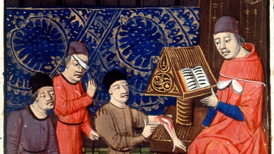 Guy de Chauliac (1300-1368, à droite), médecin français du Moyen Âge - détail d'une miniature ©Getty - Christophel Fine Art / Contributeur