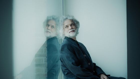 Le pianiste François-Frédéric Guy publie un nouveau disque intitulé "Révolutions" où il mêle des oeuvres de Debussy et de Tristan Murail - Lyodoh Kaneko