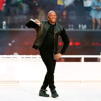 Dr Dre lors du Halftime Show du Super Bowl 2022