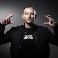 Sofiane lors d'un Shooting pour la promotion de son album #JesuispasséchezSo, 2017
