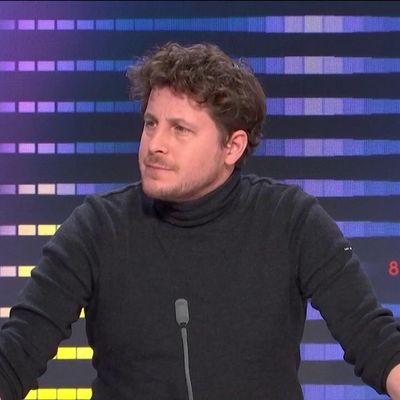 Julien Bayou, secrétaire national d'Europe Ecologie les Verts, était l'invité du 8h30 franceinfo, jeudi 3 février 2022.
