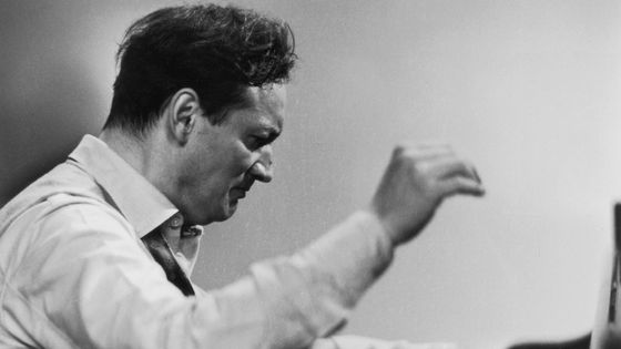 György Cziffra à son piano en 1962 ©Getty - Erich Auerbach