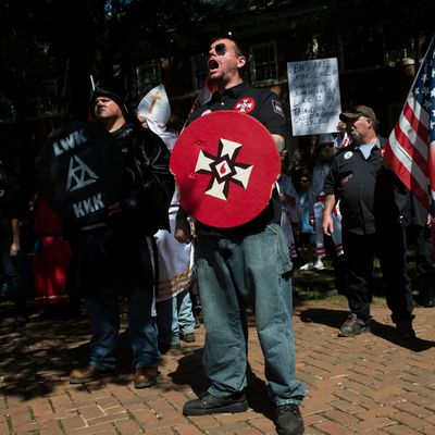 Lors d'un rassemblement d'extrême droite à Charlottesville en 2017, une contre-manifstante sera tuée