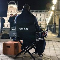 Omar Sy sur le tournage de la série Lupin - (photo : Netflix)