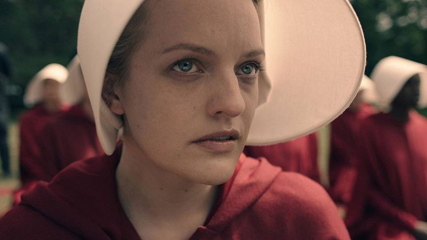 Elisabeth Moss dans "La Servante écarlate"