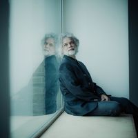 Le pianiste François-Frédéric Guy publie un nouveau disque intitulé "Révolutions" où il mêle des oeuvres de Debussy et de Tristan Murail