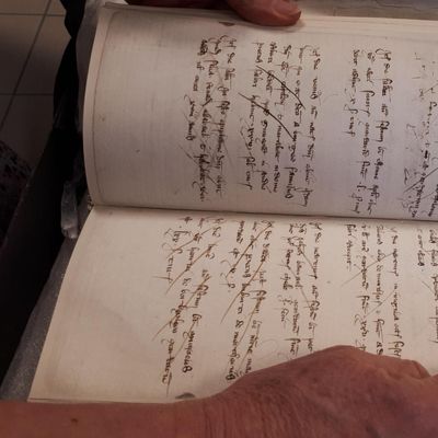 Registre paroissial de Givry (1334-1357) en Bourgogne