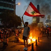 Manifestation organisée le 4 aout 2021, soit un an après l'explosion du port de Beyrouth. Un évènement tragique qui symbolise la décrépitude globale du Liban