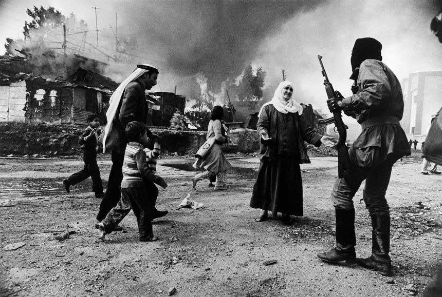 Massacre du camp de réfugiés palestiniens de Tel al-Zaatar à Beyrouth, 1976.