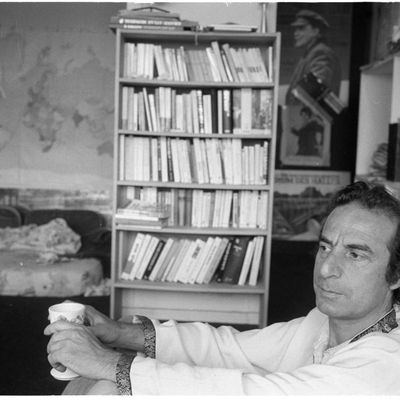 Le journaliste Guy Sitbon en 1957