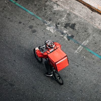 Fournir de la nourriture à vélo en ville