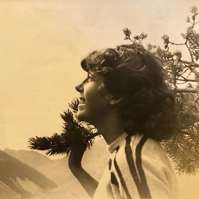 Nadine Trintignant dans les années 40