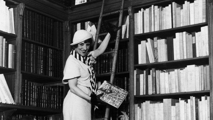 Marie Dubas en 1932 à Paris