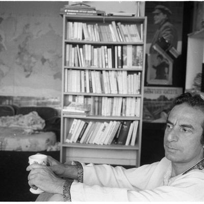 Le journaliste Guy Sitbon, en 1957